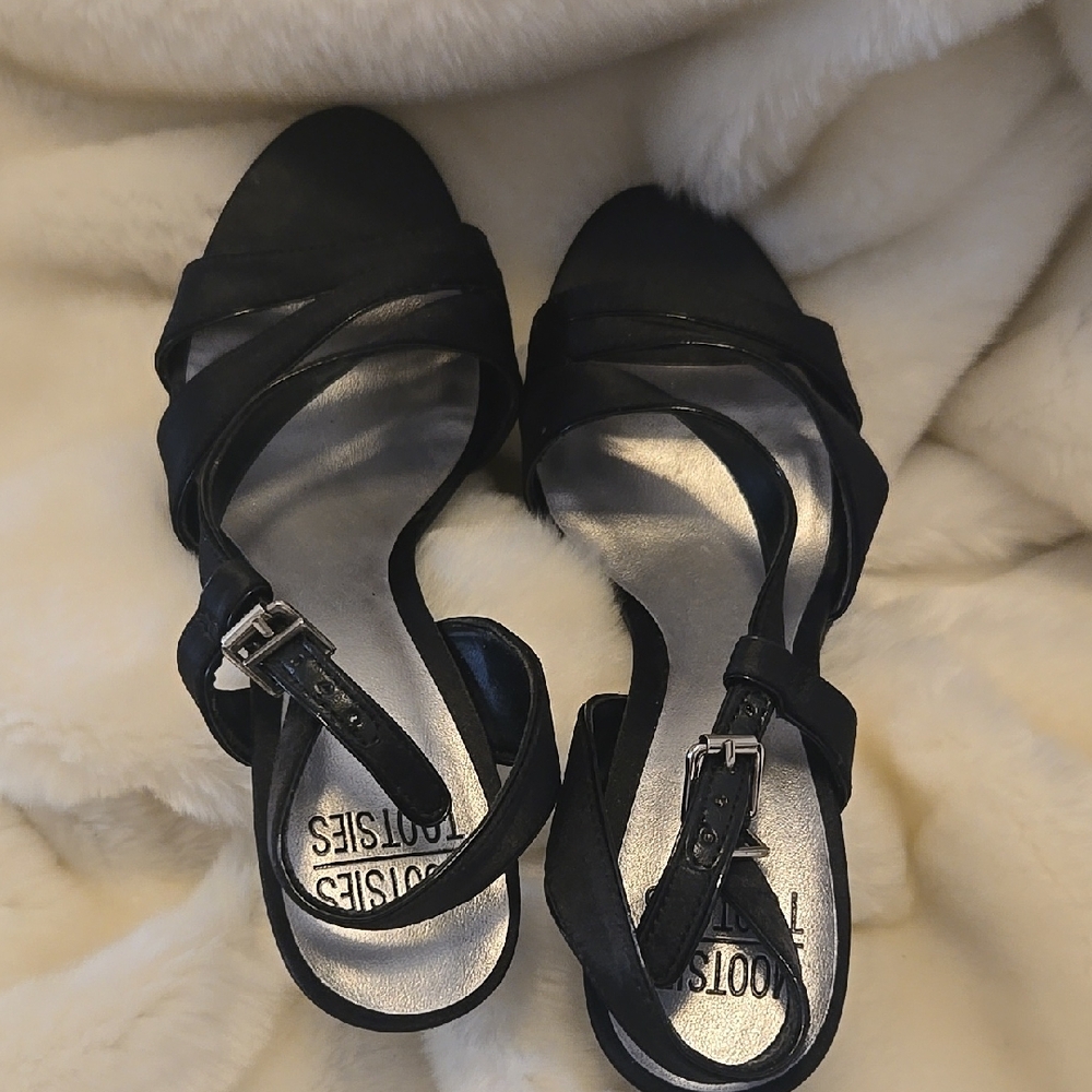Mootsies Tootsies Elegant Black Strappy Heels